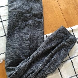 Victoria’s Secret essential leggings